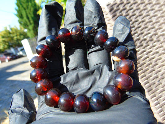 19 Gram 18 small Beads Bracelet Indonesian Cherry Red Amber 12 mm for Healing FR100