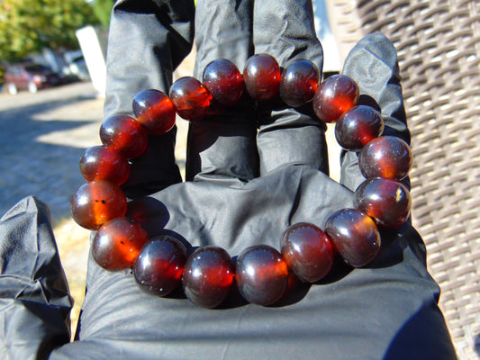 18 Gram 18 small Beads Bracelet Indonesian Cherry Red Amber for Healing FR99