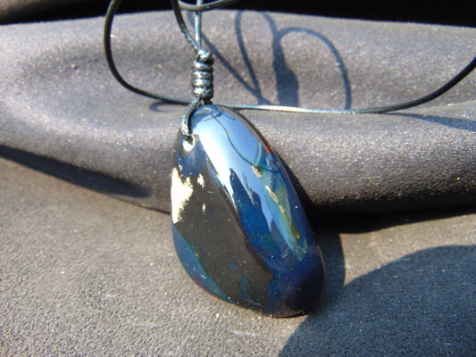 28 gr Heart Pendant Indonesian blue Amber for Healing P167