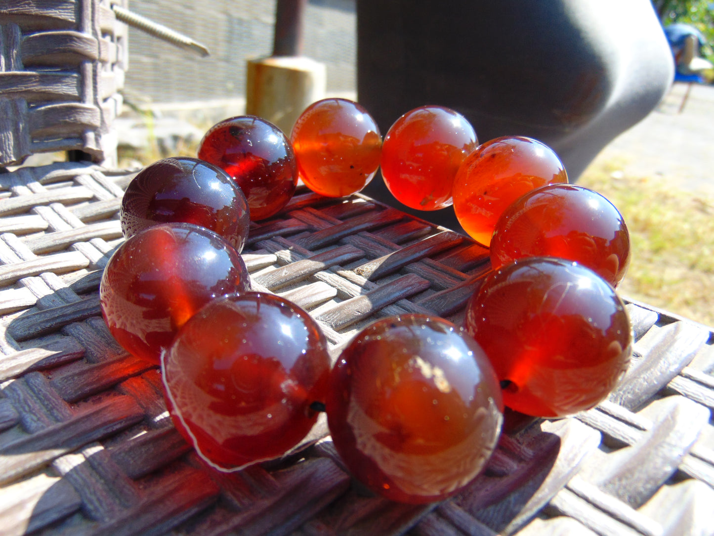 94 gram 10 Beads Mala Bracelet Indonesian Crystal Red Amber 25 mm for Healing BB10