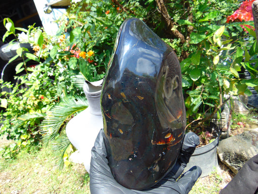 657 gram Full polished Indonesian Black Amber for Healing AR124