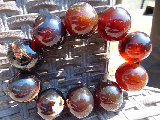 94 gram 10 Beads Mala Bracelet Indonesian Dark Red Blue Amber 25 mm for Healing BB7