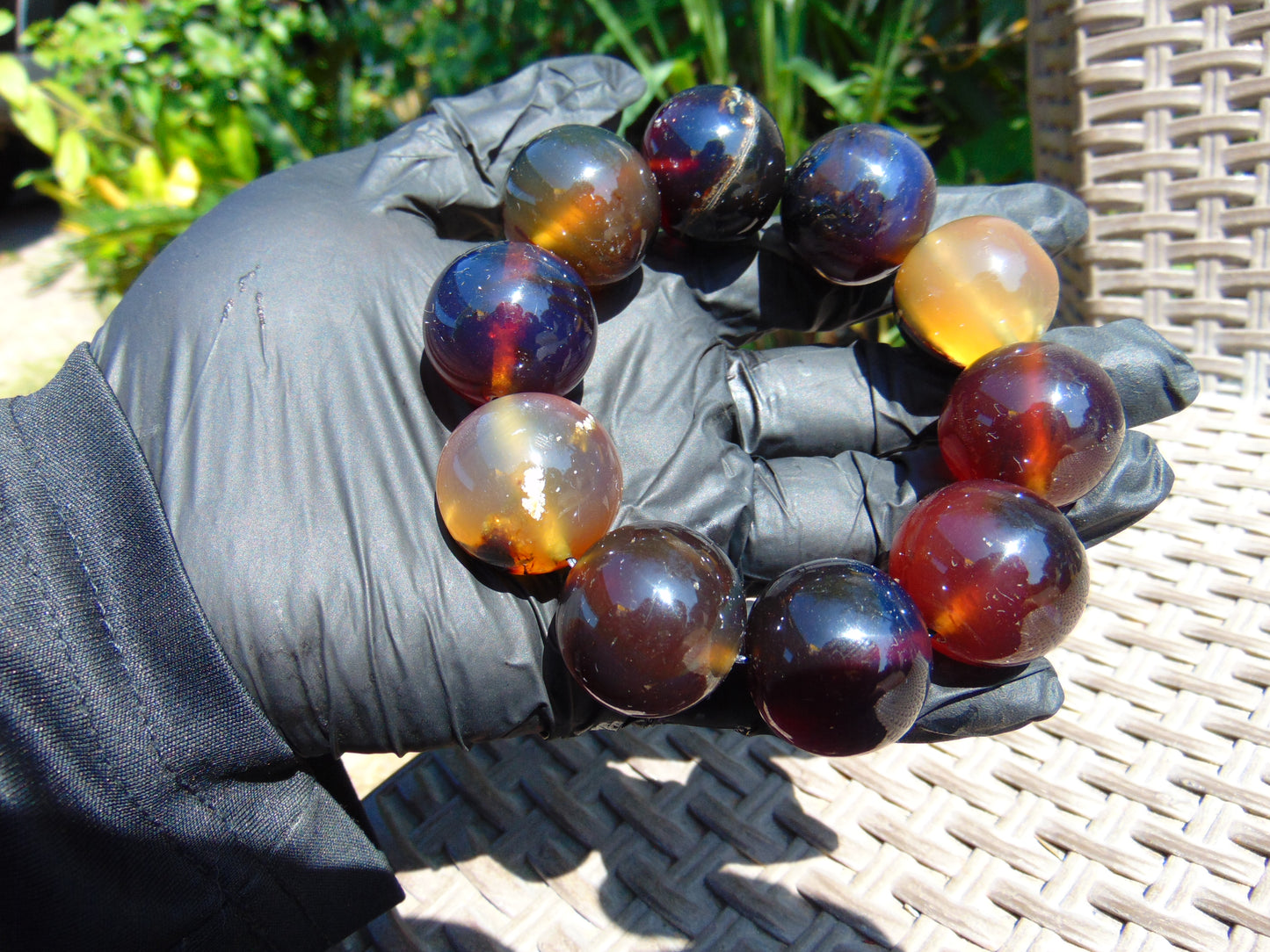 92 gram 10 Beads Mala Bracelet Indonesian Mix Blue Amber 25 mm for Healing BB5