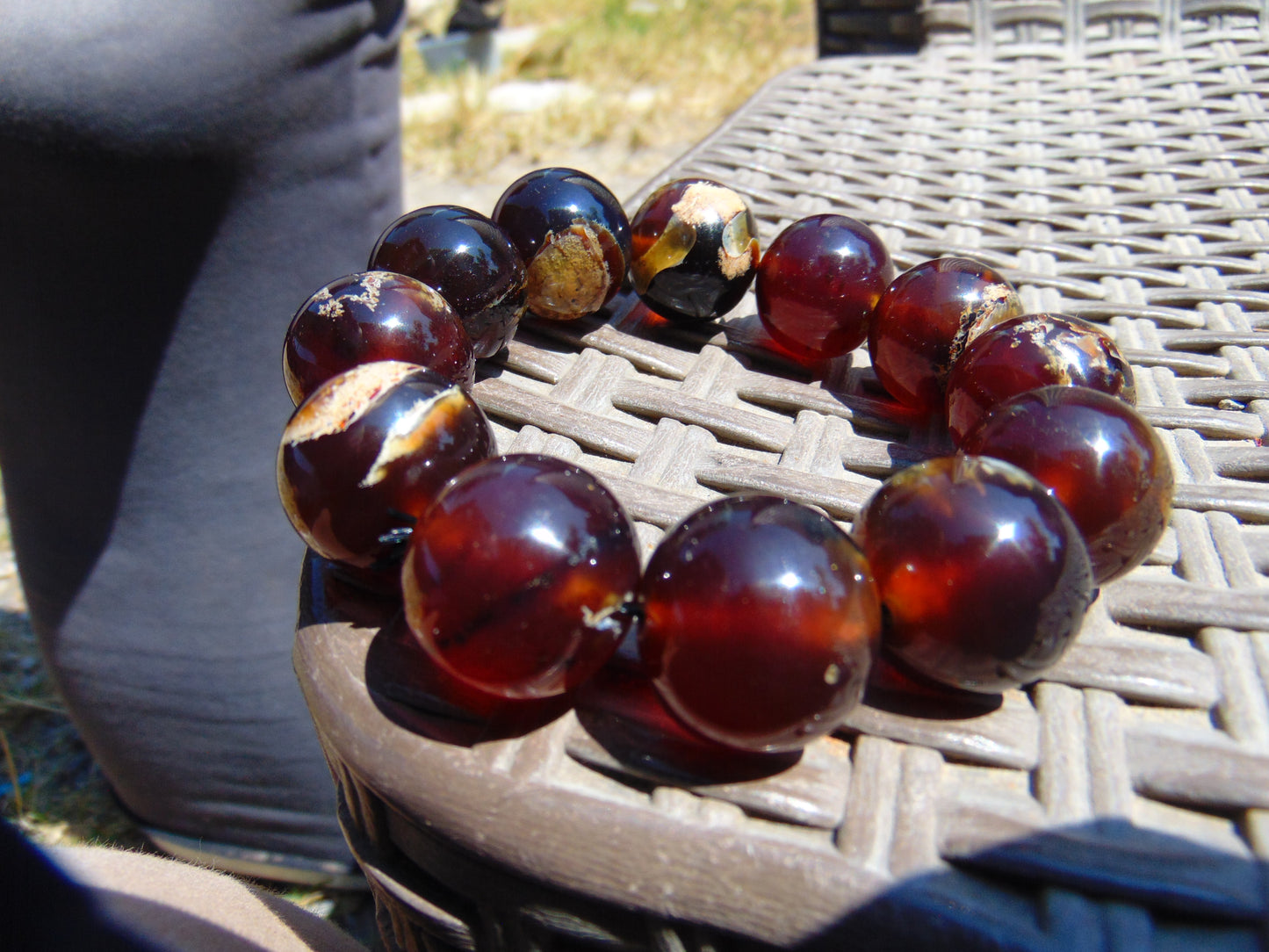 56 gram 12 Beads Mala Bracelet Indonesian Inclusion Blue Amber 20 mm for Healing BB3