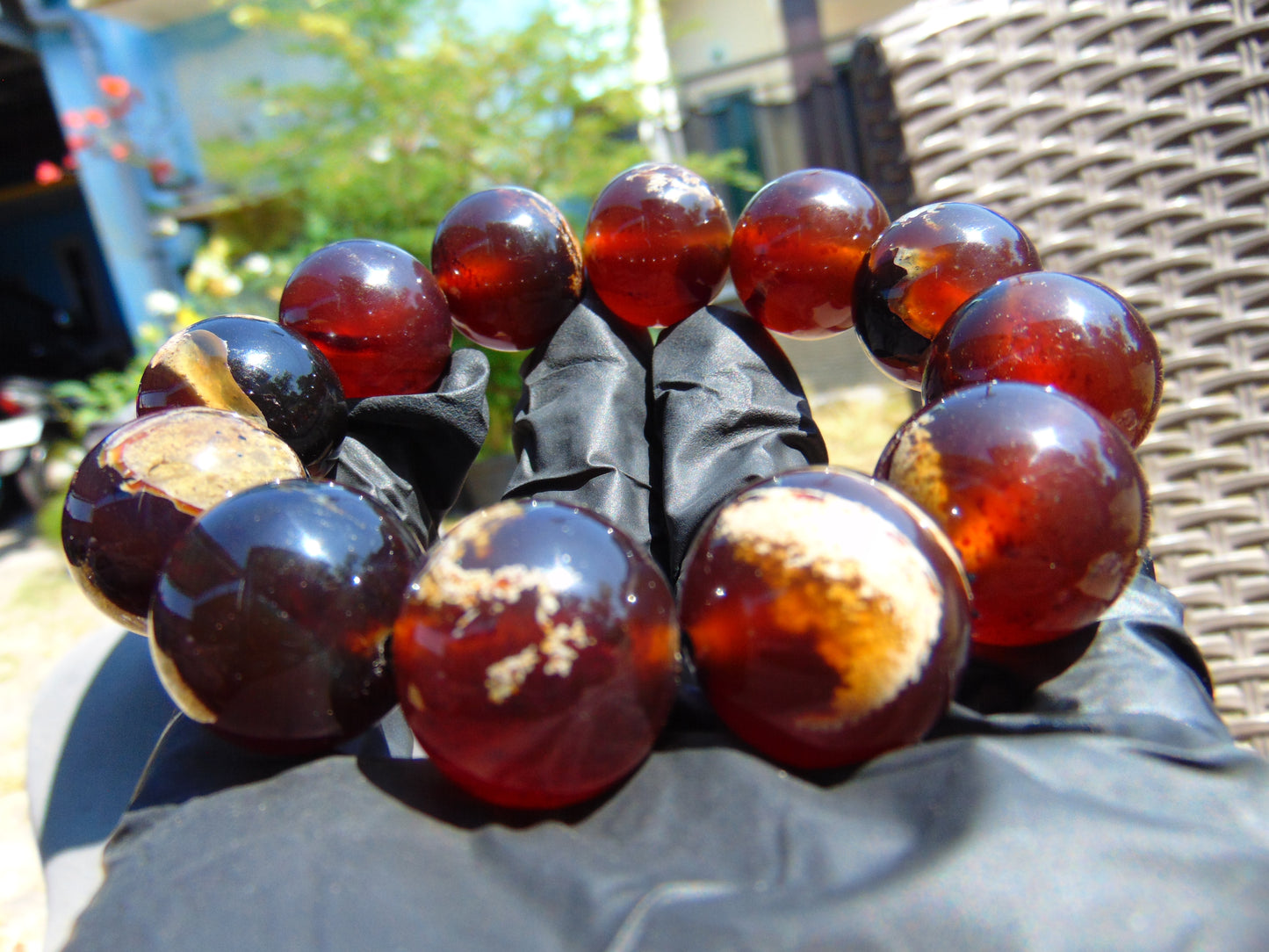 56 gram 12 Beads Mala Bracelet Indonesian Inclusion Blue Amber 20 mm for Healing BB3