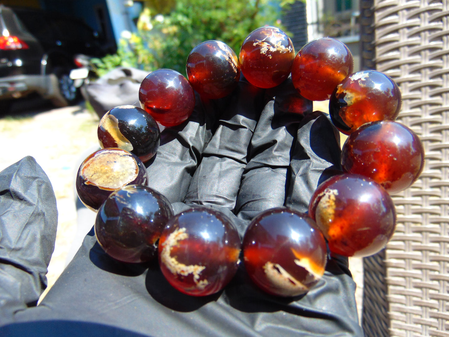 56 gram 12 Beads Mala Bracelet Indonesian Inclusion Blue Amber 20 mm for Healing BB3