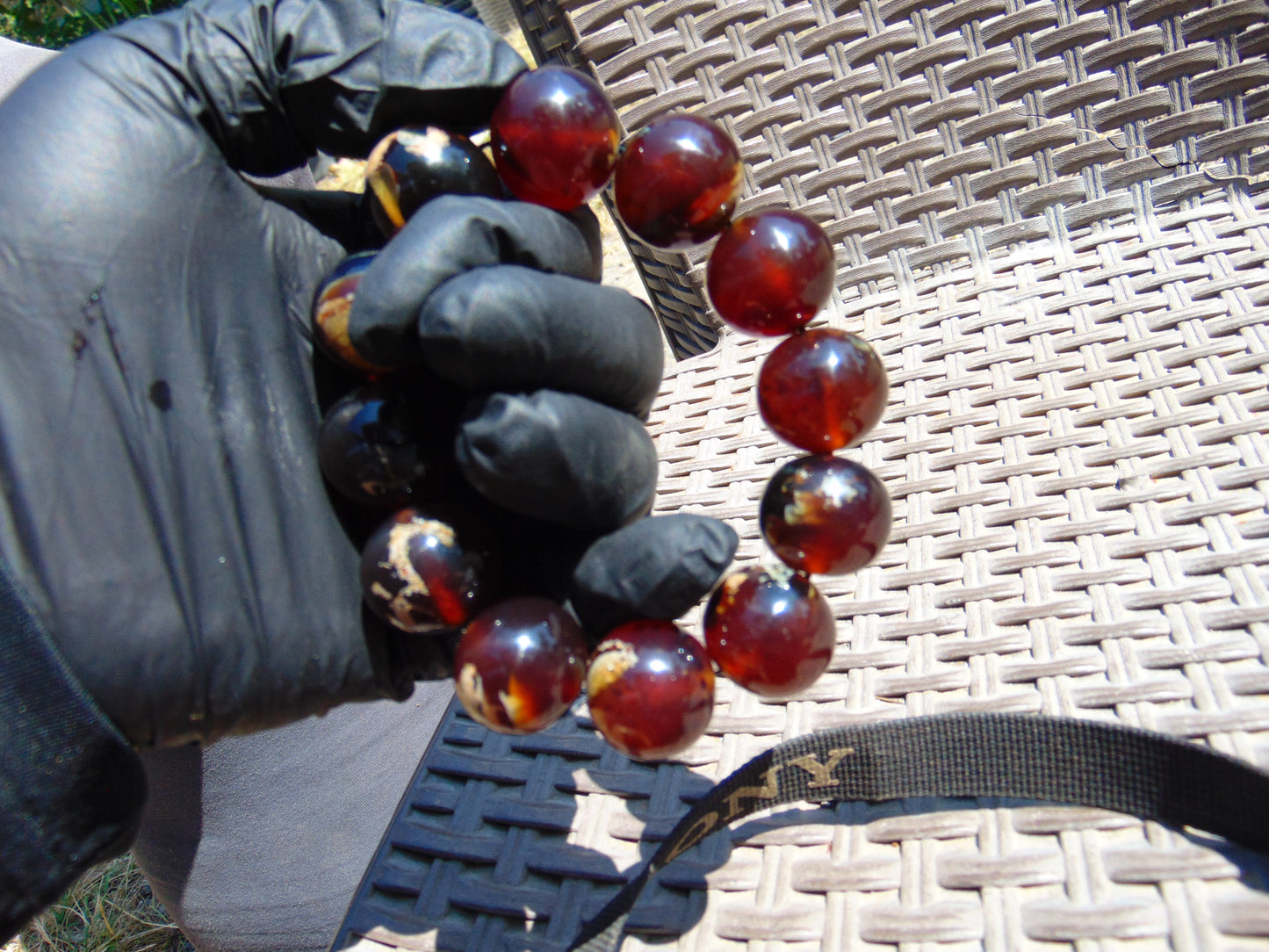 56 gram 12 Beads Mala Bracelet Indonesian Inclusion Blue Amber 20 mm for Healing BB3