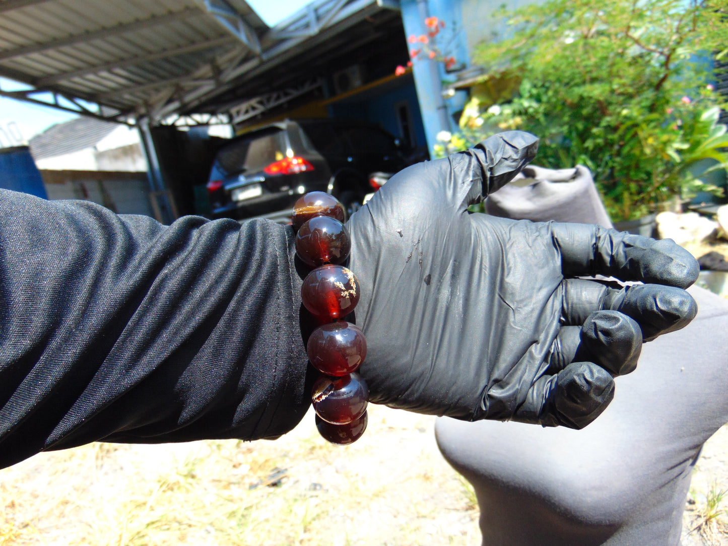56 gram 12 Beads Mala Bracelet Indonesian Inclusion Blue Amber 20 mm for Healing BB3
