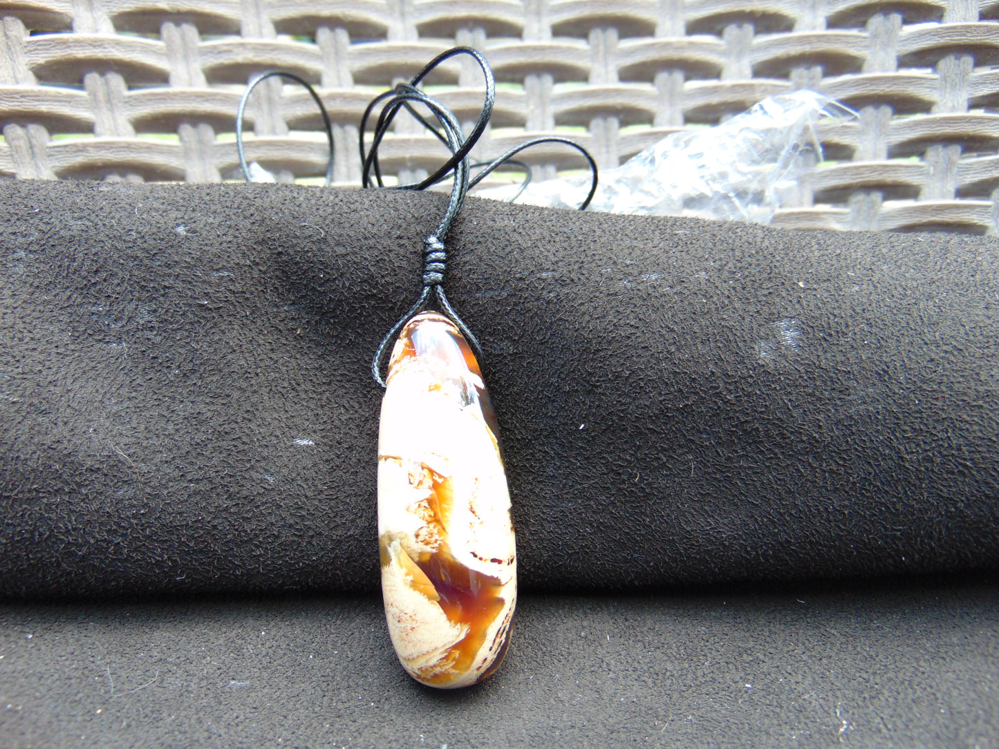15 gr Teardrop Pendant Indonesian white Amber for Healing 25N90