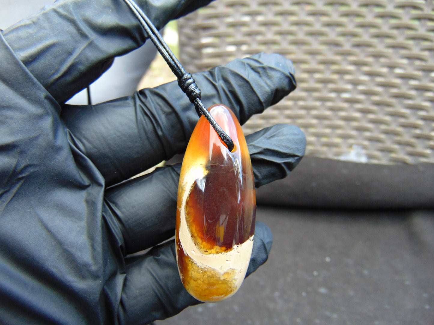 12 gr Teardrop Pendant Indonesian white Amber for Healing 25N80