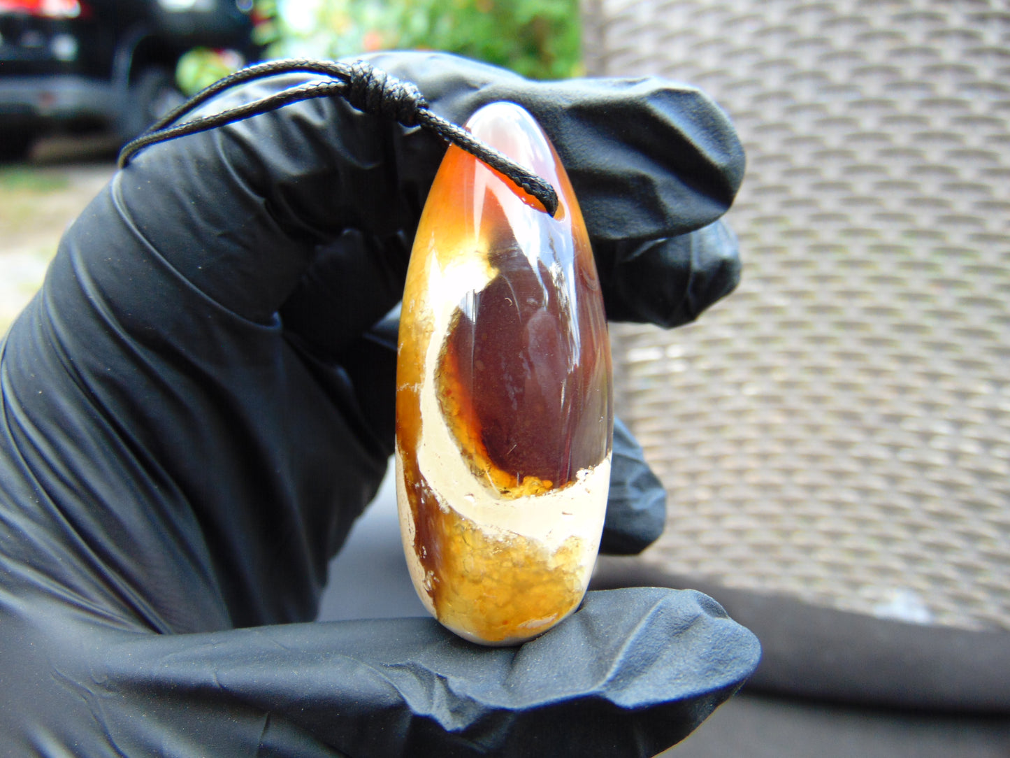 12 gr Teardrop Pendant Indonesian white Amber for Healing 25N80
