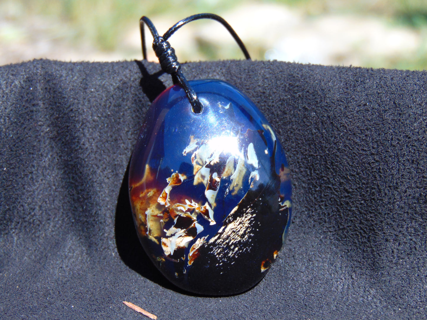 15 gram Pendant Indonesian Blue Amber for Healing 26Y203