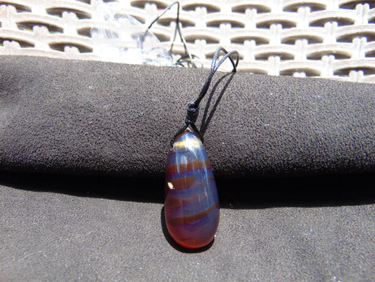 10 gr Teardrop Pendant Indonesian blue Amber for Healing 25A44