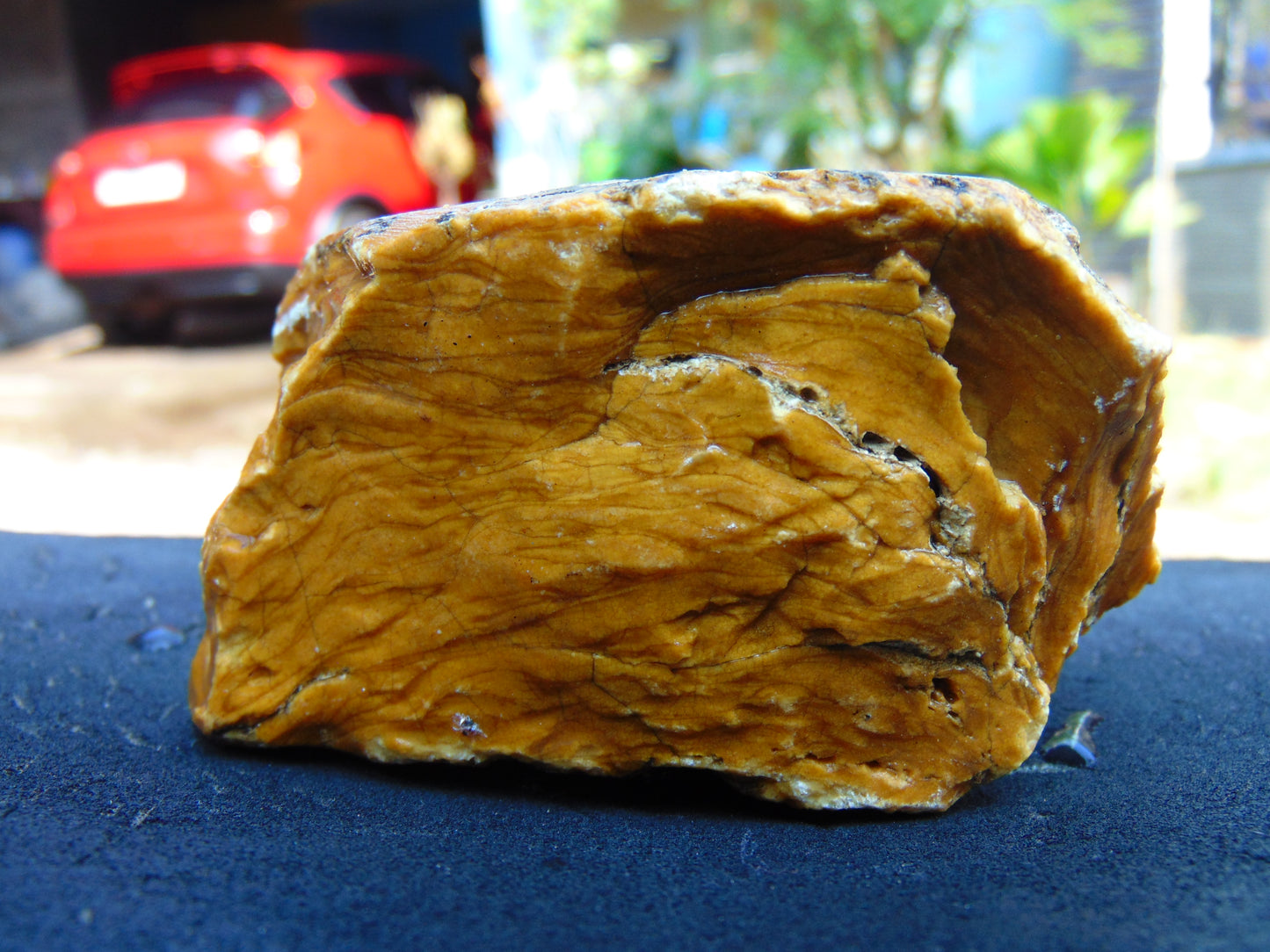 191 gram Polished Indonesia Yellow Aromatic Amber for Healing AY26M160