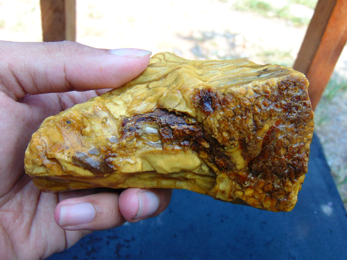 165 gram Polished Indonesia Yellow Aromatic Amber for Healing AY26M156