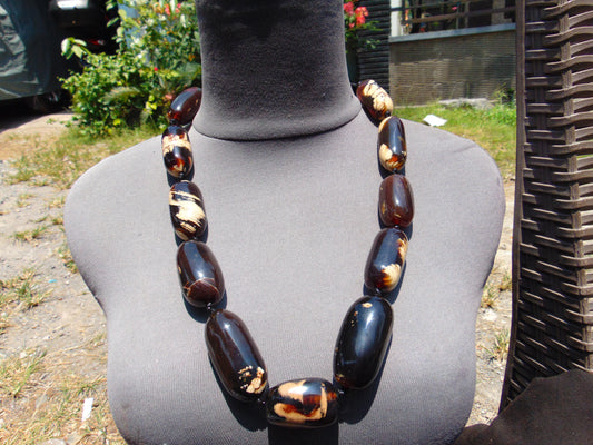 152 gr Big Necklace Indonesian Amber for Healing A11K41
