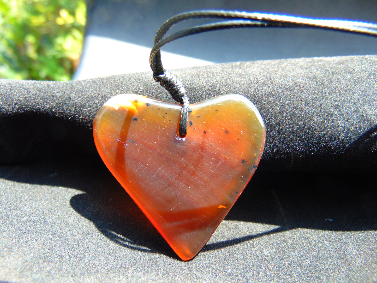 6 gr Heart Pendant Indonesian Amber for Healing 26Y128