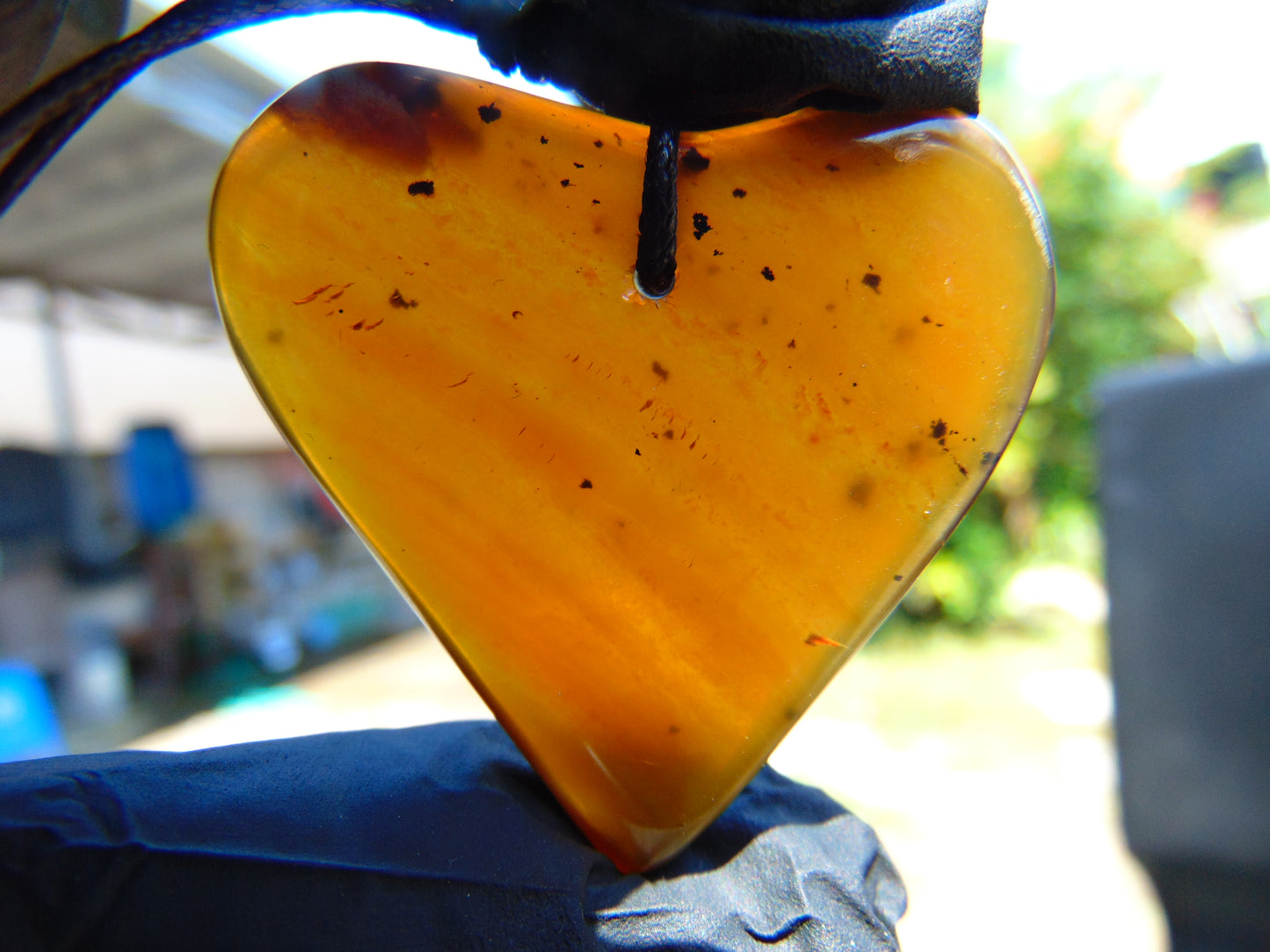 6 gr Heart Pendant Indonesian Amber for Healing 26Y128