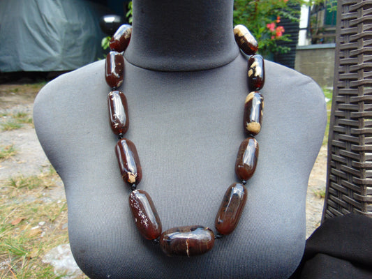 121 gr Big Necklace Indonesian Amber for Healing A11K42