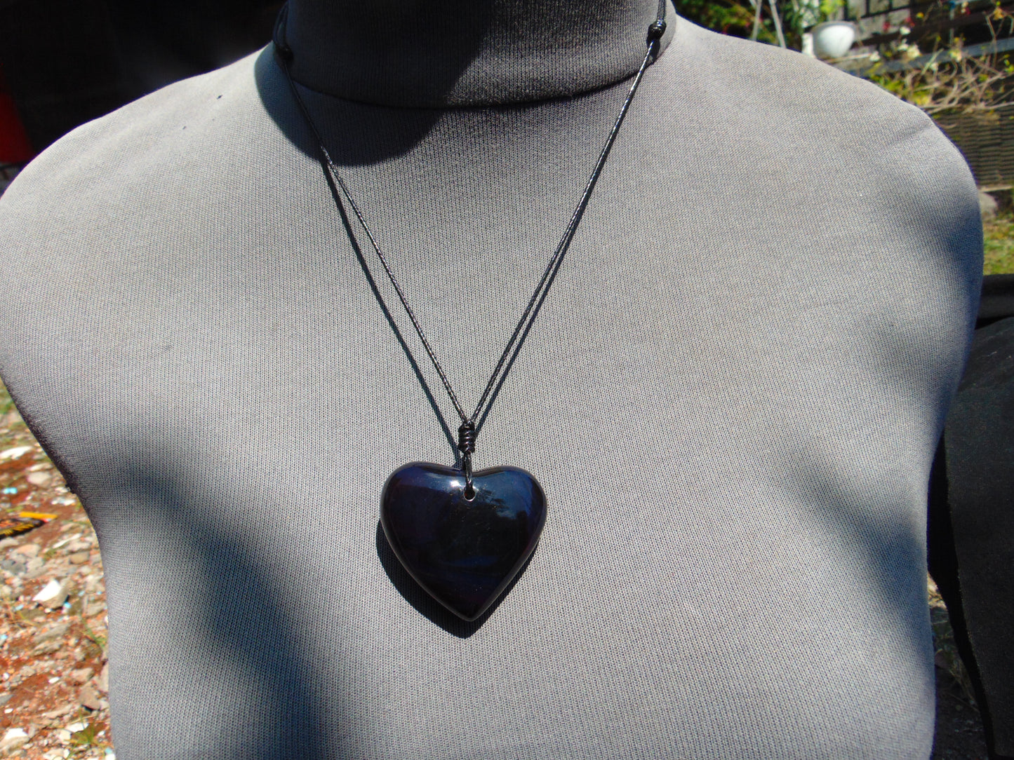 13 gr Heart Pendant Indonesian Blue Amber for Healing 25Y175