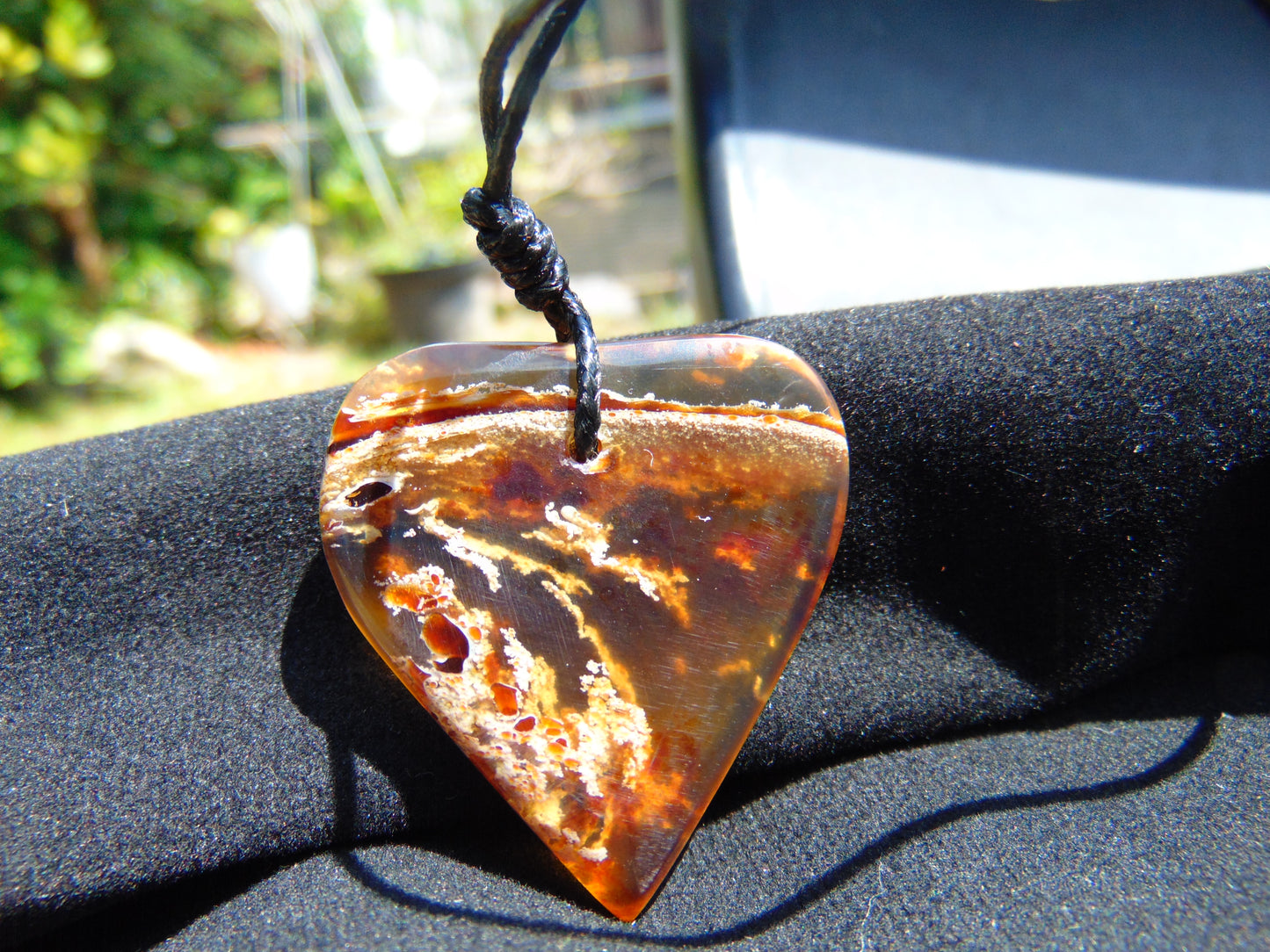 4 gr Heart Pendant Indonesian Blue Amber for Healing 25Y204