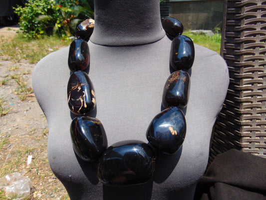 414 gr Big Necklace Indonesian Amber for Healing A9K62