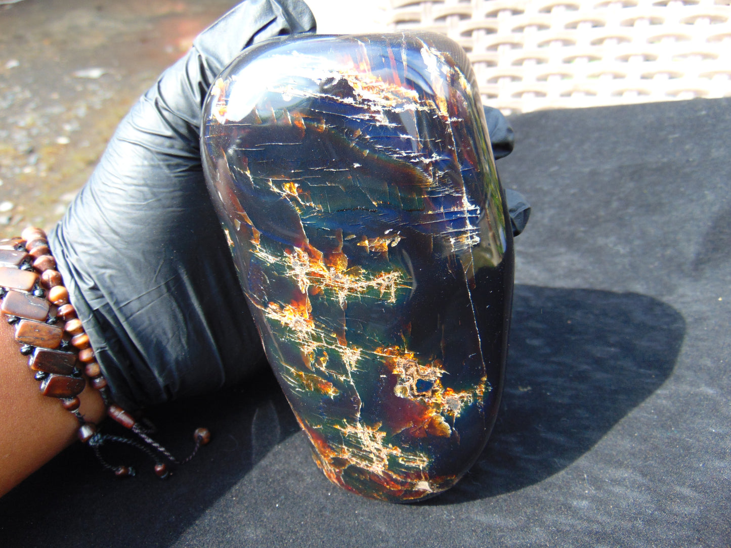 495 gr Full Polished 160x76x75 mm Indonesia Black Blue Amber for Healing ML161