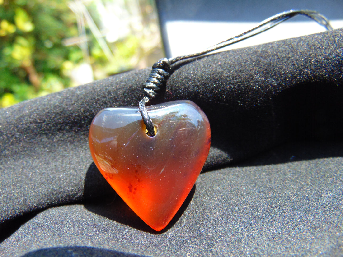 6 gr Heart Pendant Indonesian Red  Amber for Healing 25Y185