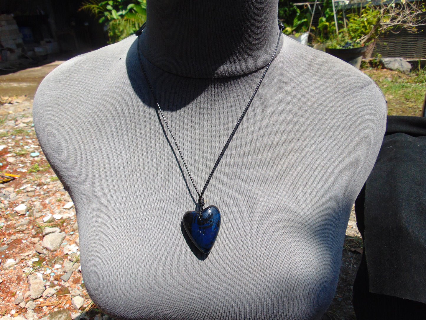 8 gr Heart Pendant Indonesian Blue Amber for Healing 25Y176