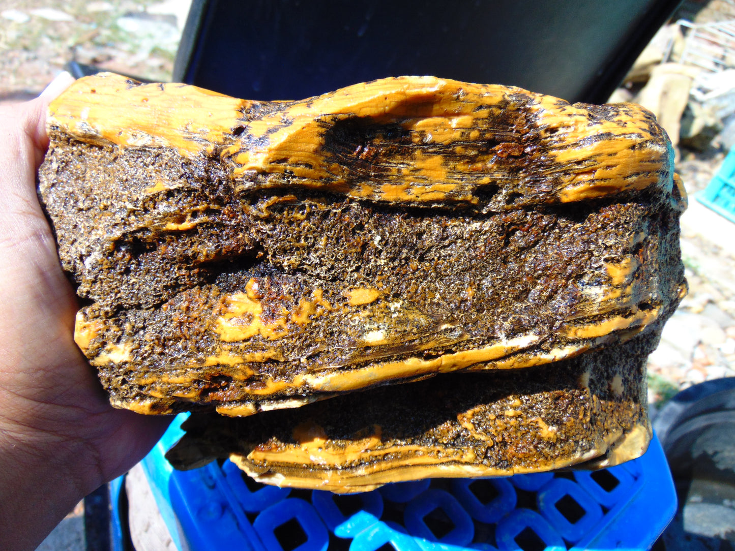 2149 gram Polished Indonesia Yellow Aromatic Amber for Healing AY26119