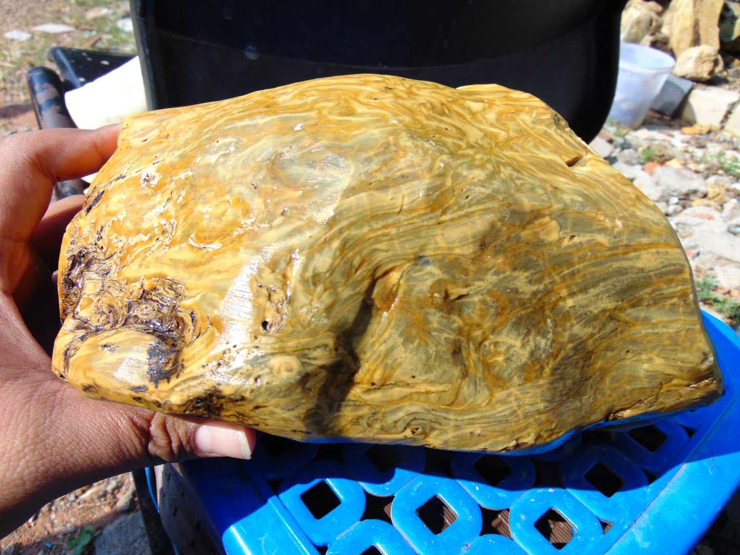 2340 gram Polished Indonesia Yellow Aromatic Amber for Healing AY26M167