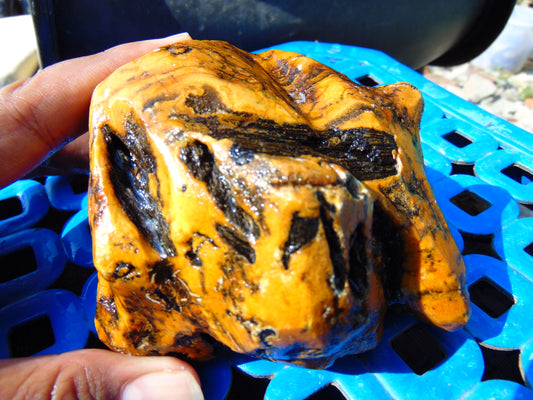 221 gram Polished Indonesia Yellow Aromatic Amber for Healing AY26M161