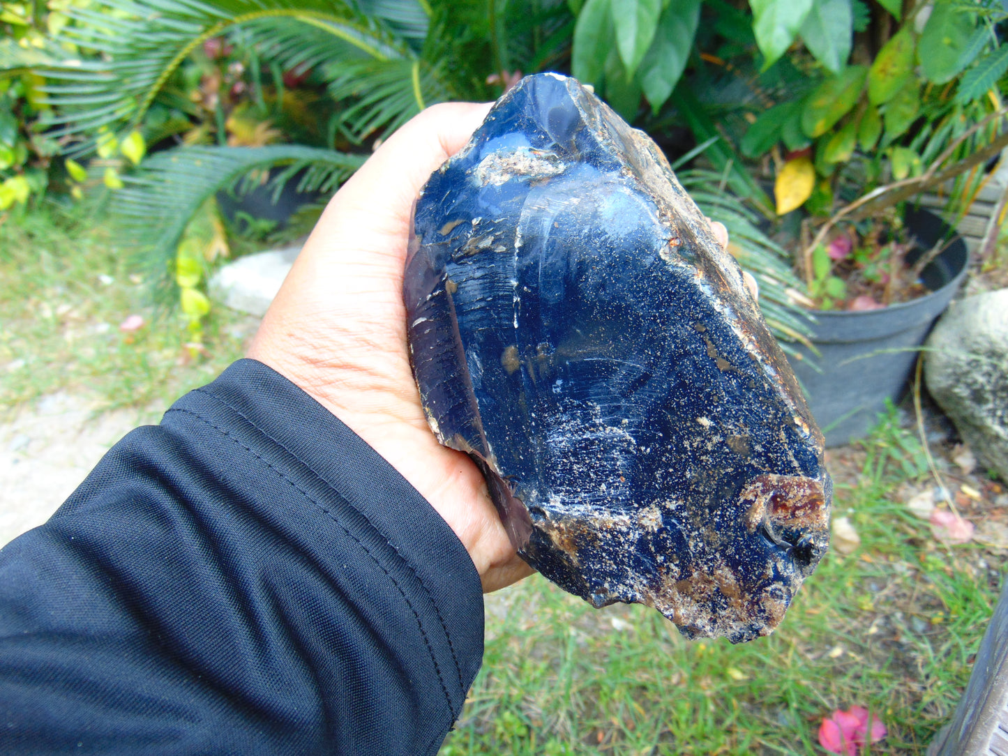 374 gram Rough Raw Indonesian Blue Amber for Healing RBAR32