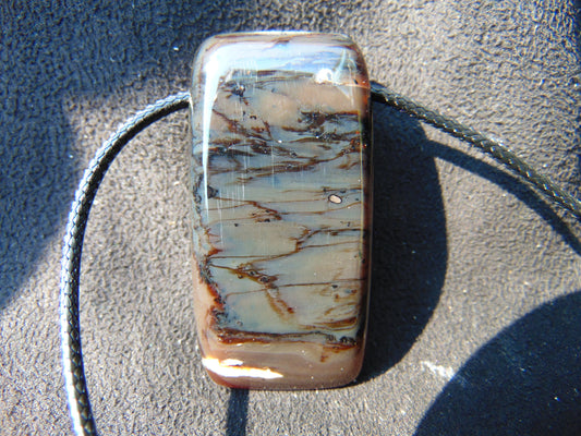 16 gr Pendant 55x28x14 mm Indonesian Amber for Healing Y84