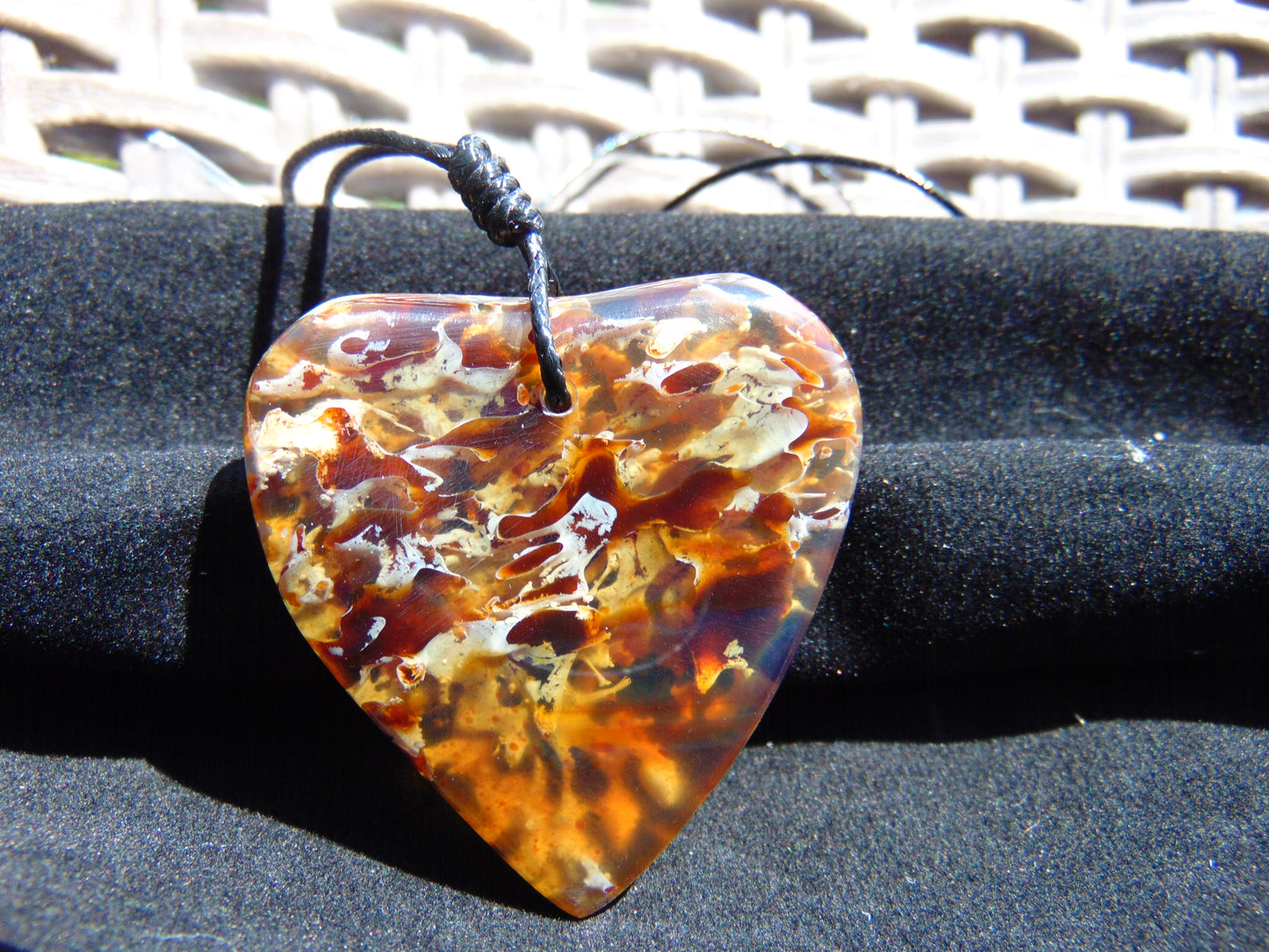 10 gr Heart Pendant Indonesian Blue Amber for Healing 25Y218
