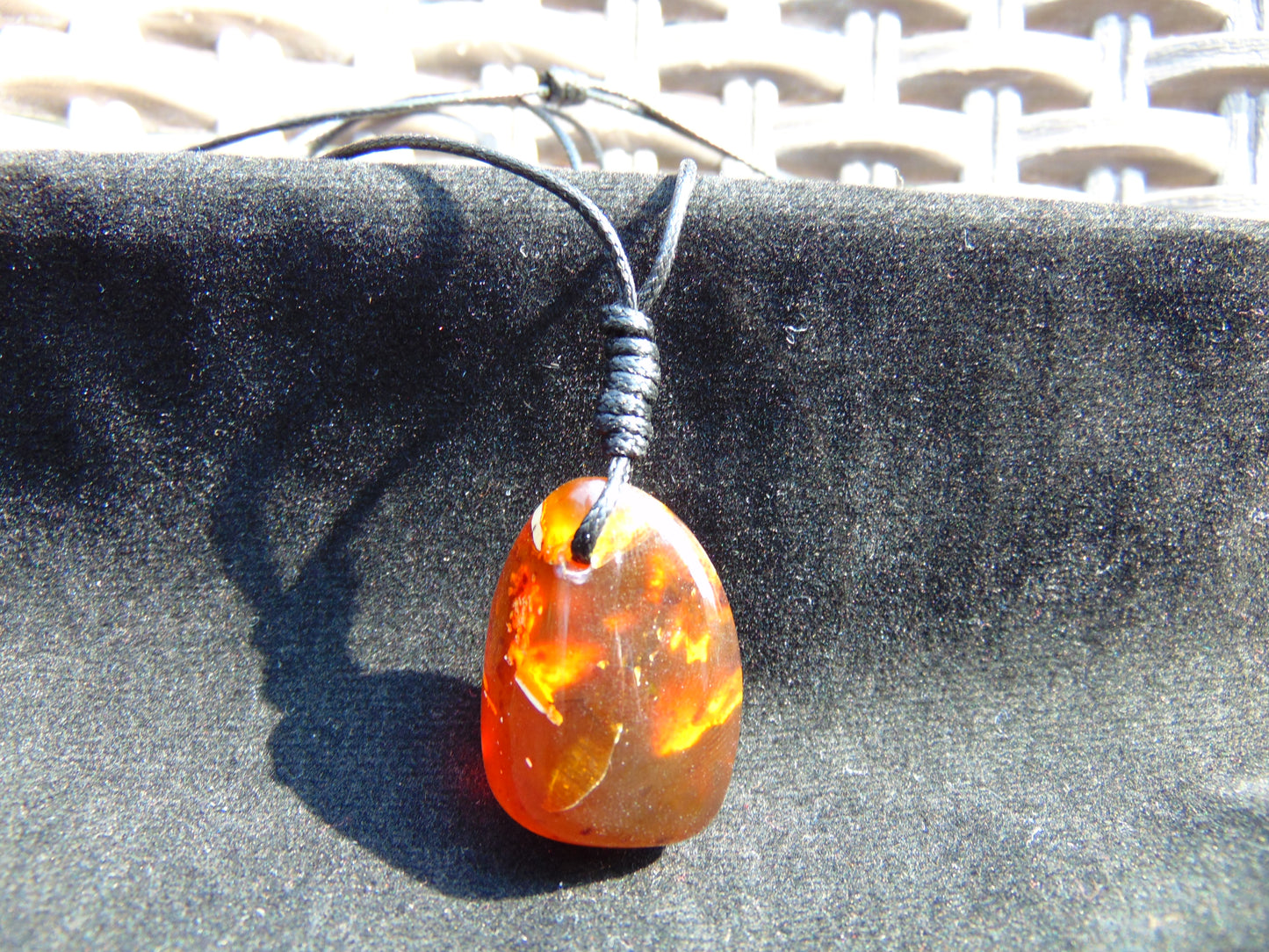 6 gram Pendant Indonesian Red Amber for Healing PB125