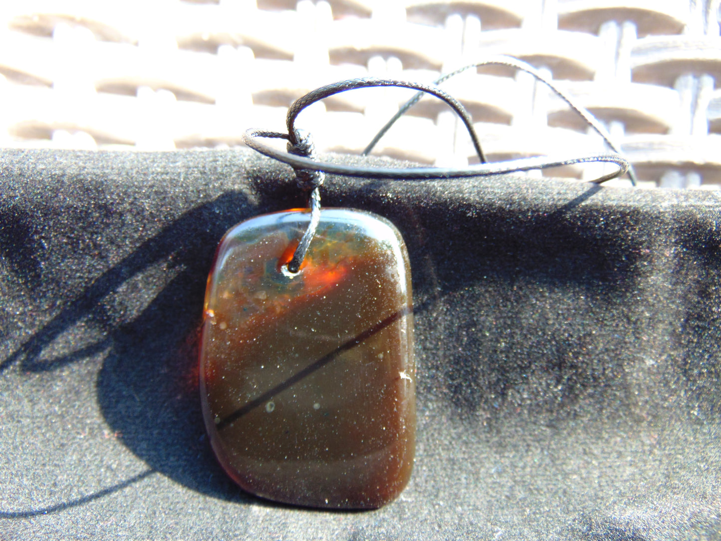 8 gram Pendant Indonesian Red Amber for Healing PBY211