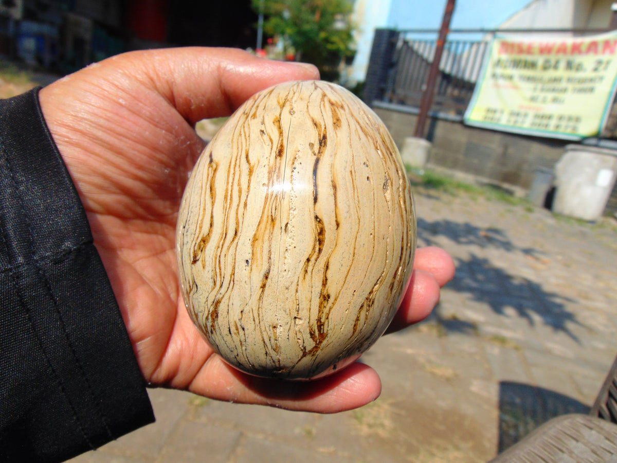 190 gr Shaped Egg - 84x64 mm Indonesia Aromatic Perfumed Yellow Cream Amber , Natural Stone Egg, Unique Home & Altar Decor 26CTL2