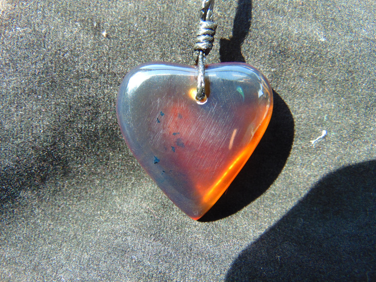 10 gr Heart Pendant Indonesian Blue Amber for Healing 25Y152