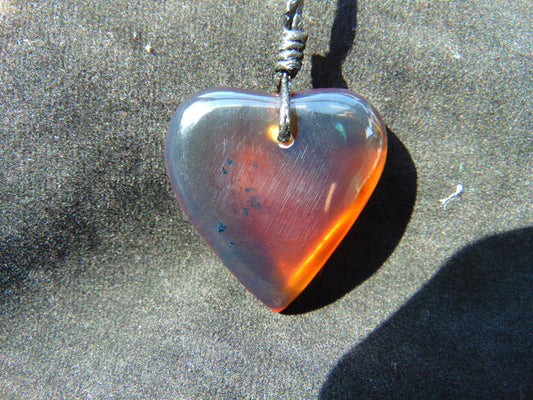 10 gr Heart Pendant Indonesian Blue Amber for Healing 25Y152