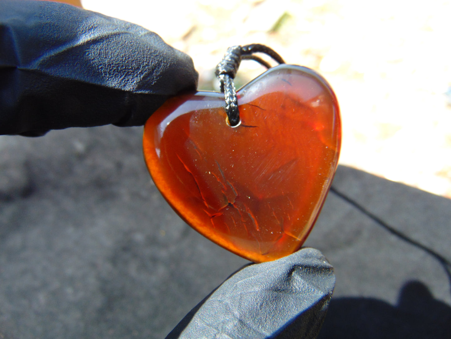 7 gr Heart Pendant Indonesian Crystal Red Amber for Healing 25N203