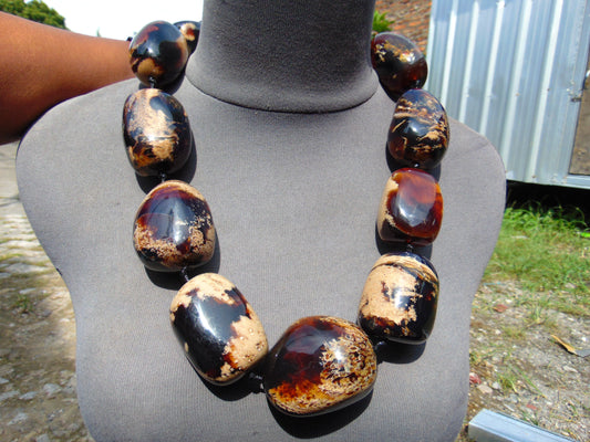 410 gr Big Necklace Indonesian Dark White Blue Amber for Healing NE98