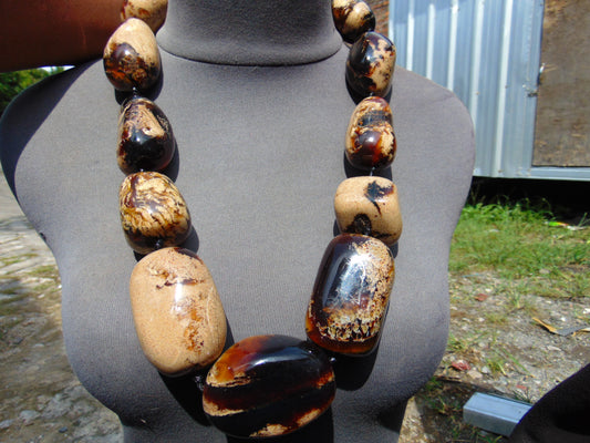 389 gr Big Necklace Indonesian white Amber for Healing NE100