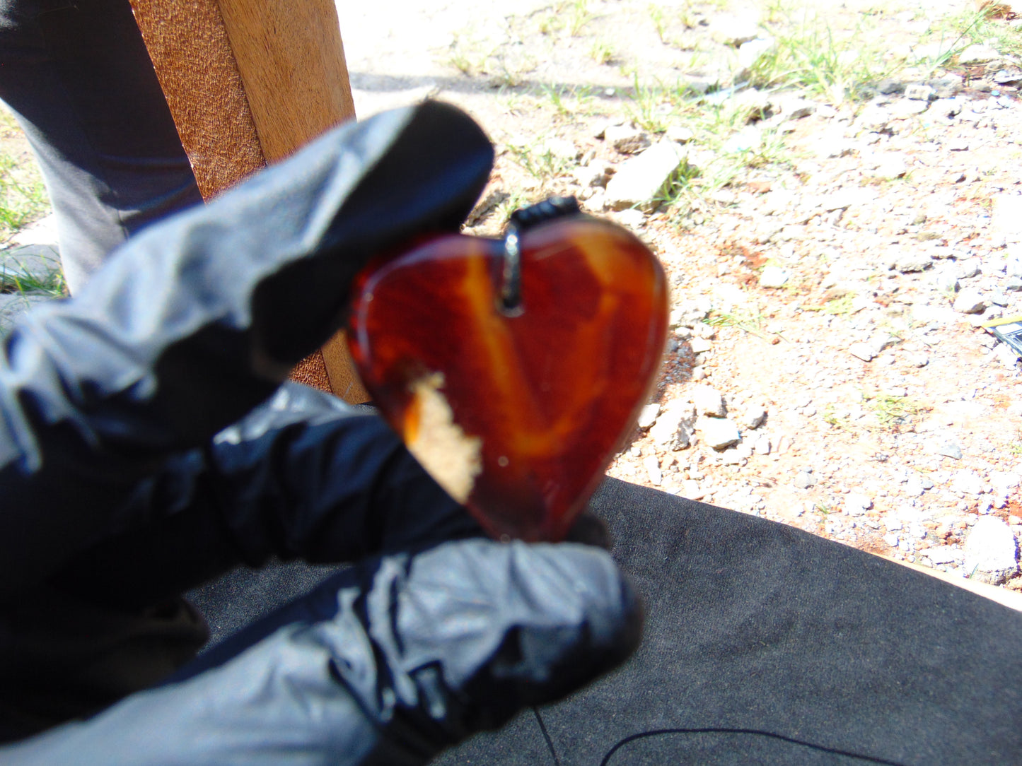 6 gr Heart Pendant Indonesian Amber for Healing 25Y211