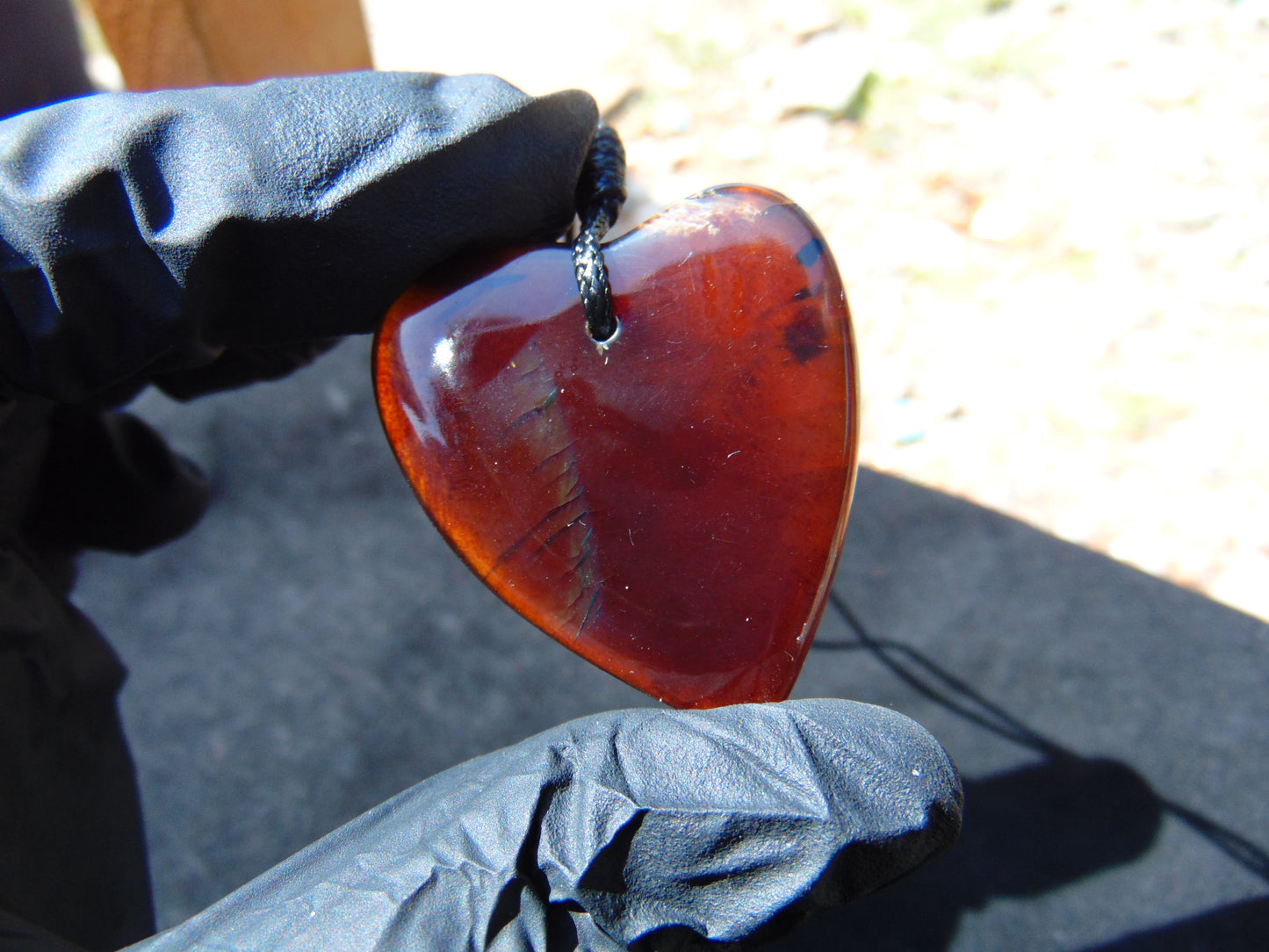6 gr Heart Pendant Indonesian Red Purple Amber for Healing 25N219