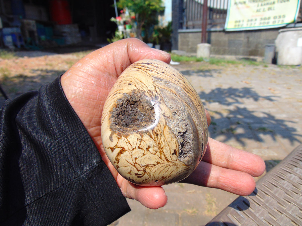 164 gr shaped  Egg - 75x60 mm Indonesia Aromatic Perfumed Yellow Cream Amber, Natural Stone Egg, Unique Home & Altar Decor 26CTL5