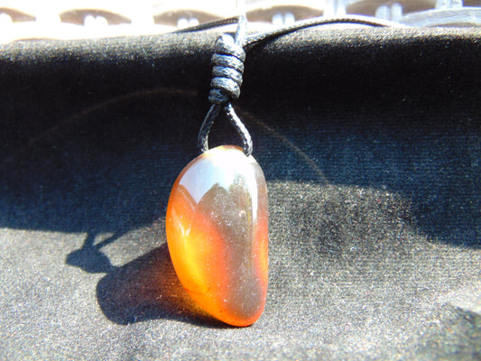 8 gram Pendant Indonesian Blue Amber for Healing PB131