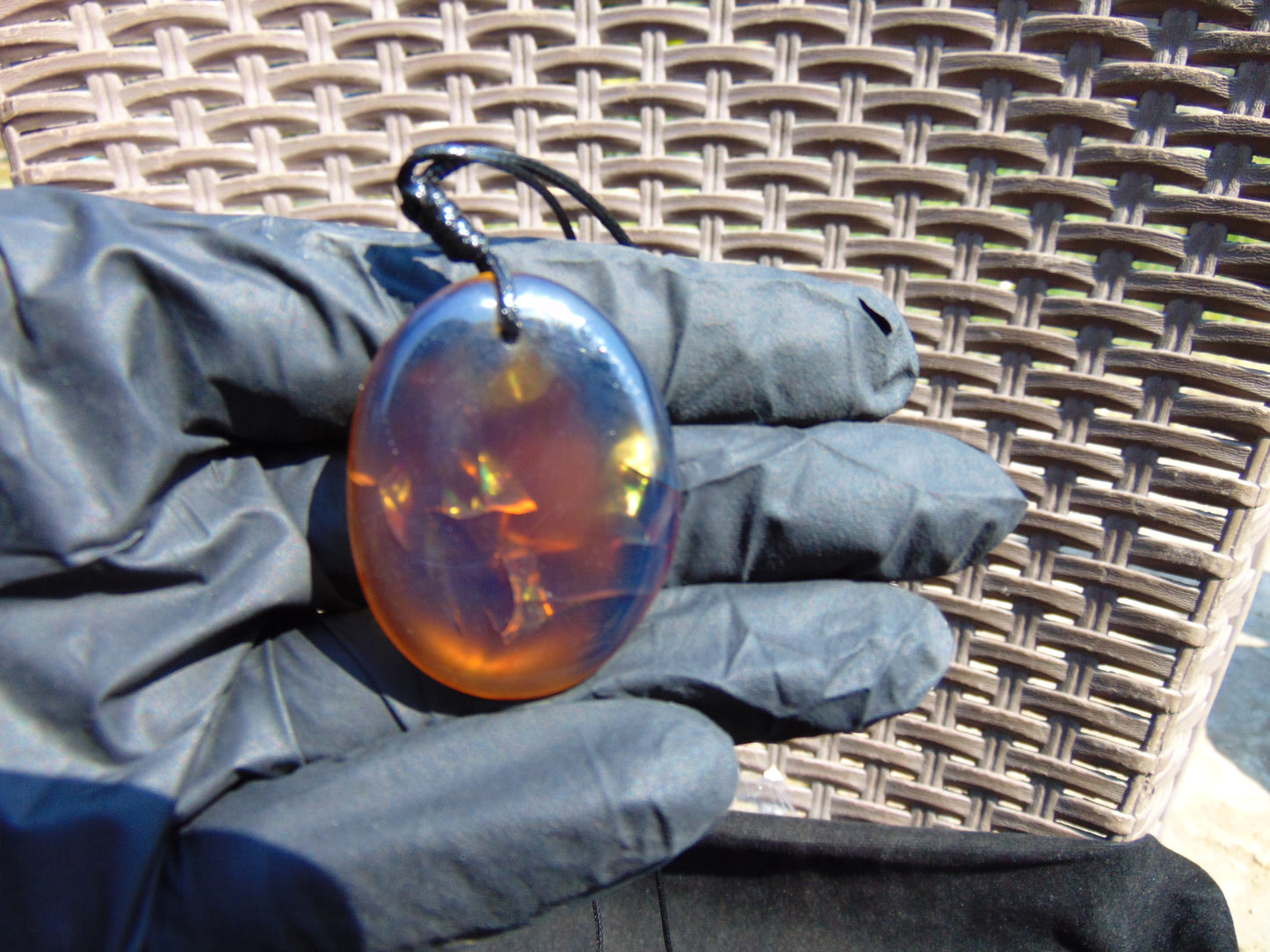 8 gram Pendant Indonesian Blue Amber for Healing PBY641