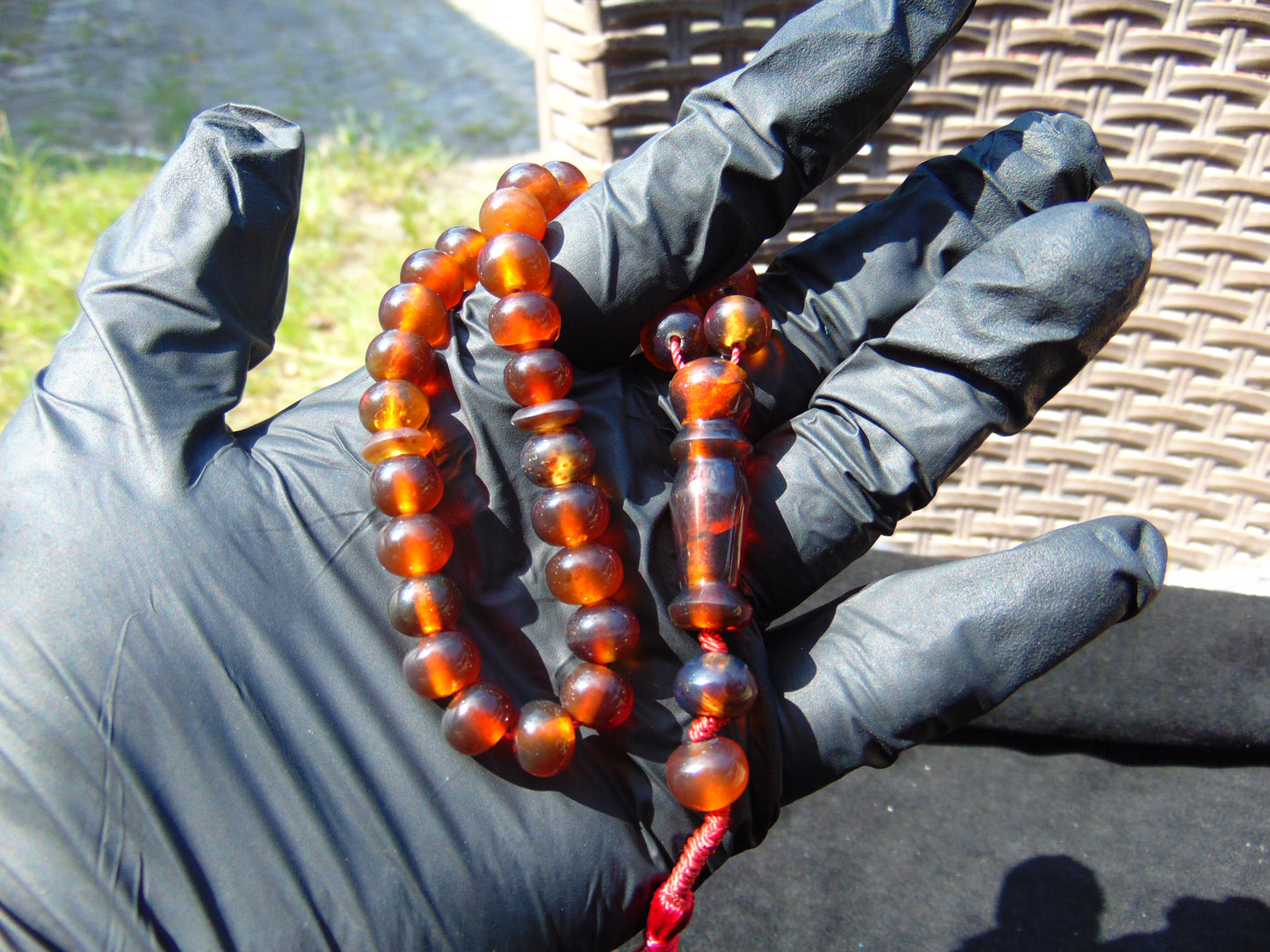 15 gr Hand Tasbih 33+2 Beads 8 mm Indonesian Bluish Red Amber for Healing 26TBS23