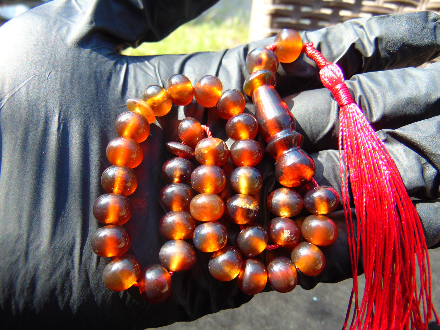 15 gr Hand Tasbih 33+2 Beads 8 mm Indonesian Bluish Red Amber for Healing 26TBS23